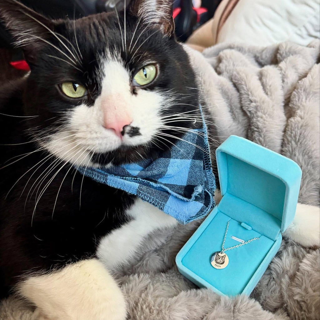 Cherish Your Furry Friend with Our Personalized Pet Face Necklace